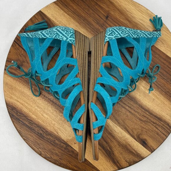 Minnetonka Merida II 71605 Womens 9 Teal Suede Aztec Wedge Gladiator Sandals - Picture 11 of 14